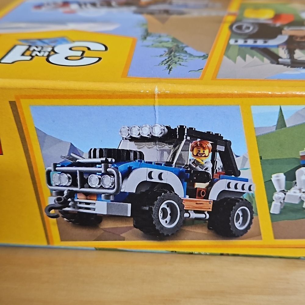 LEGO Creator Outback Adventure 31075 Creator 3 in 1 Set Truck Helicopter - Picture 7 of 15